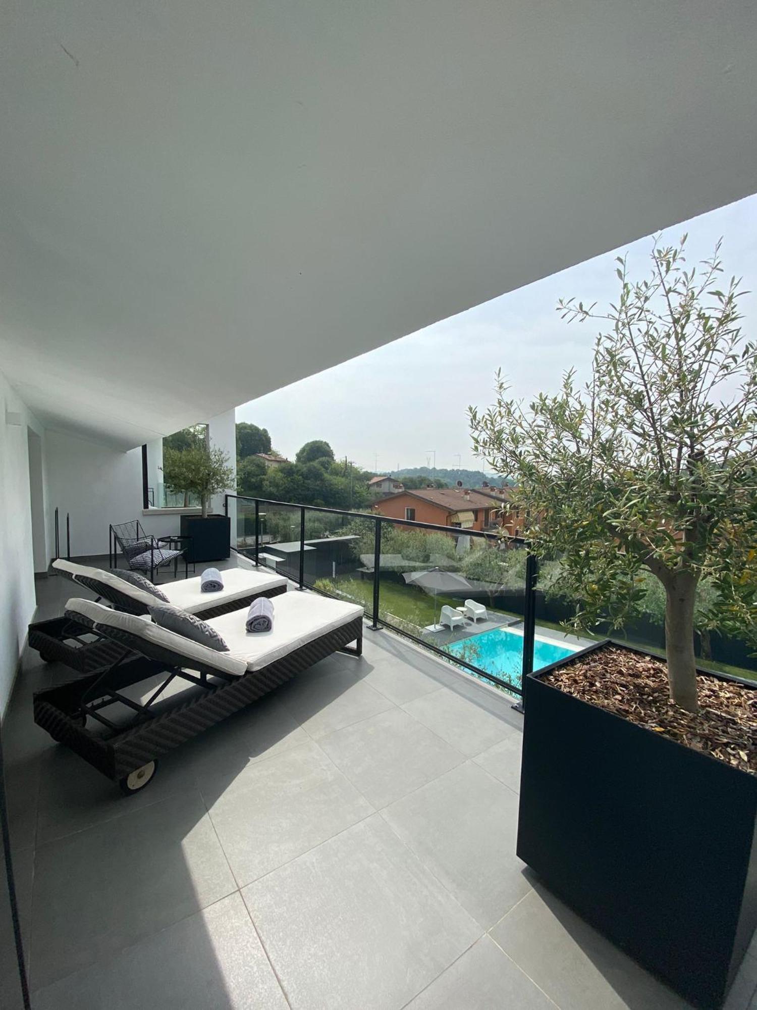 Extra Urbano - Lago Di Garda - Adults Only Ponti sul Mincio Exterior photo